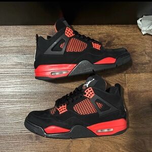 JORDAN 4 RED THUNDER DS PRICE NEGOTIABLE